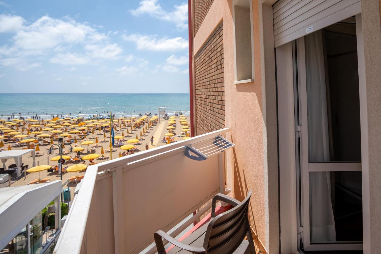 HOTEL LORELEY LIDO DI JESOLO 3 Italia da 158 HOTELMIX